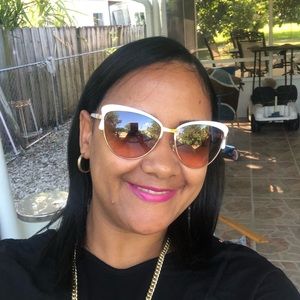 Meet your Posher, Bianca